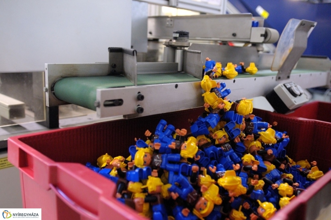 Feketétől a fehérig – Wesselényisek kiállítása a LEGO-ban