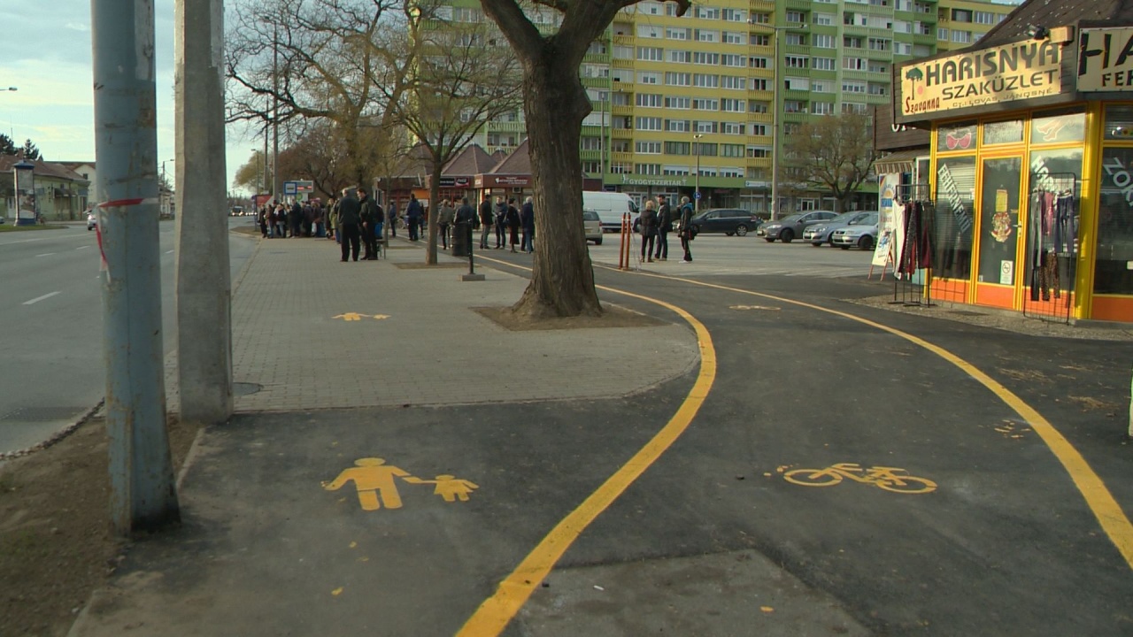 Felújított járdák Nyíregyházán
