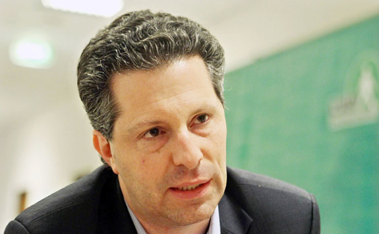 A közbeszerzési törvényről