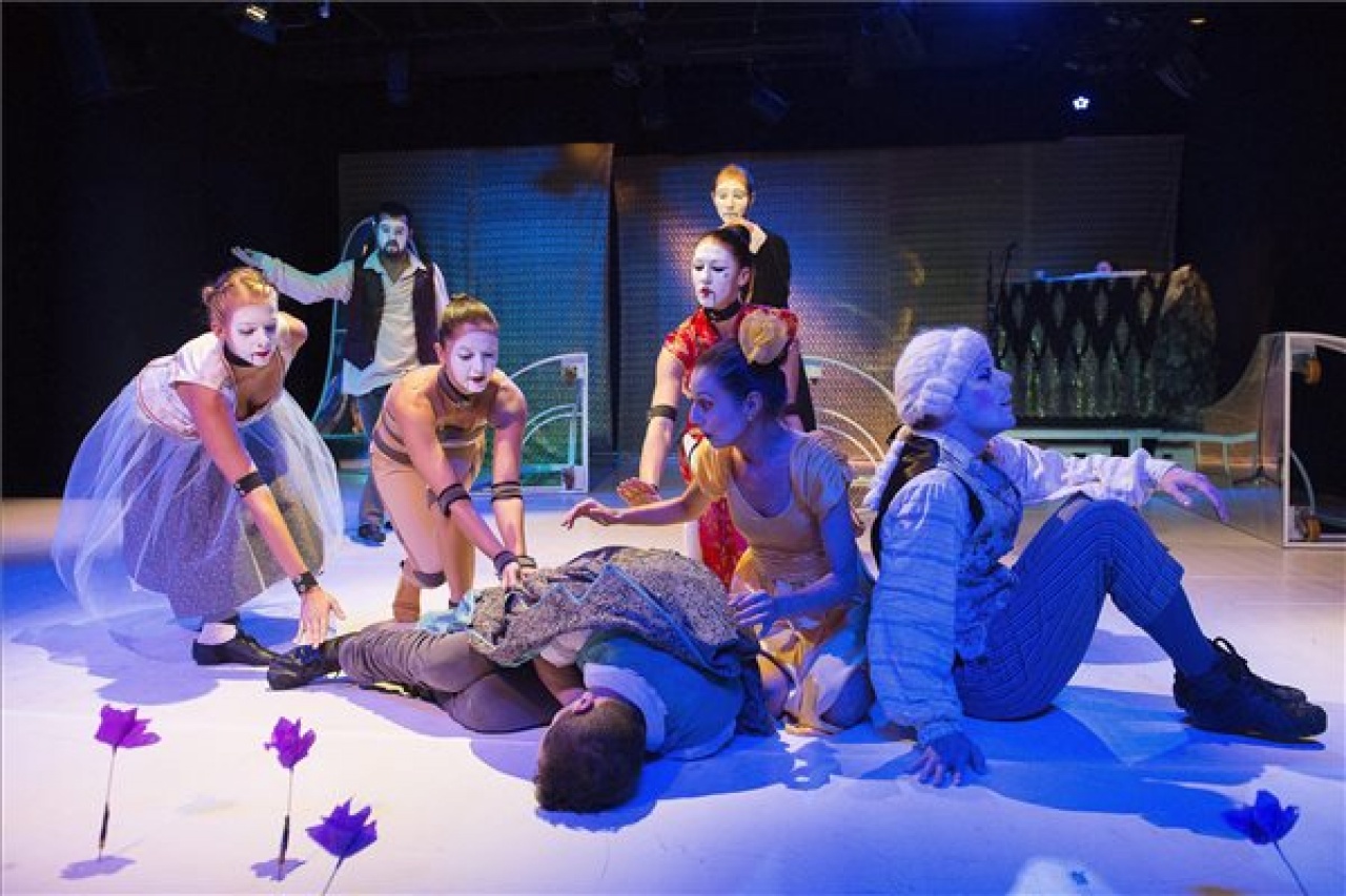 A legkisebbeket is várják a két ünnep között