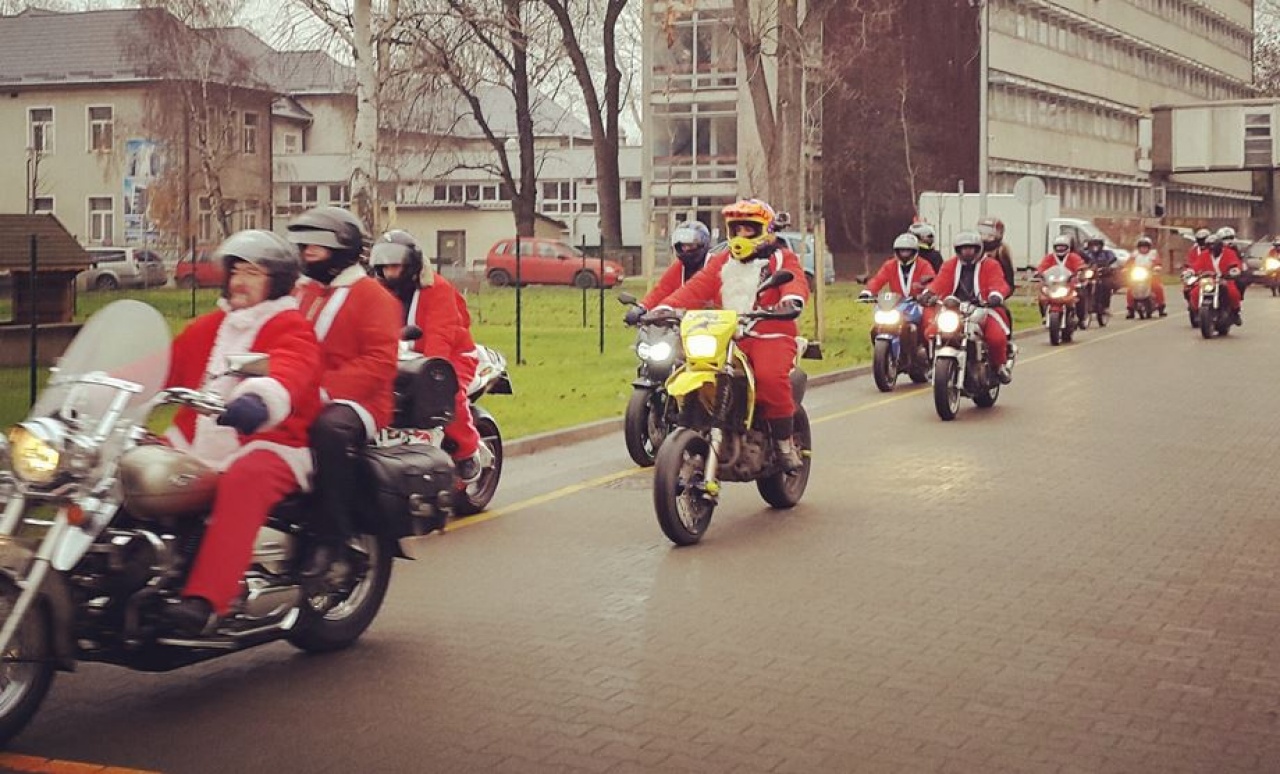 Motoros Mikulások rótták az utakat Nyíregyházán