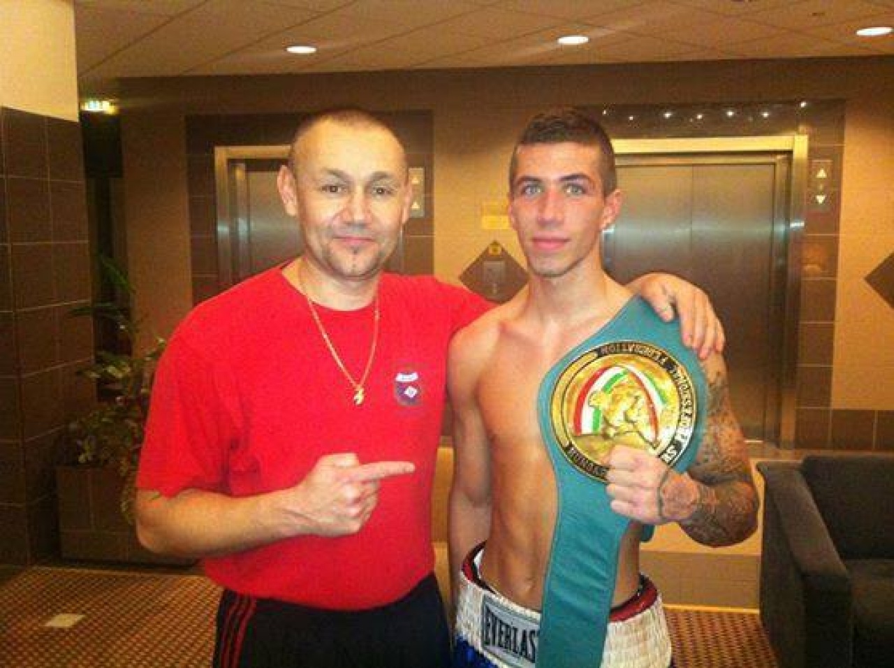 Kiütés az első menetben