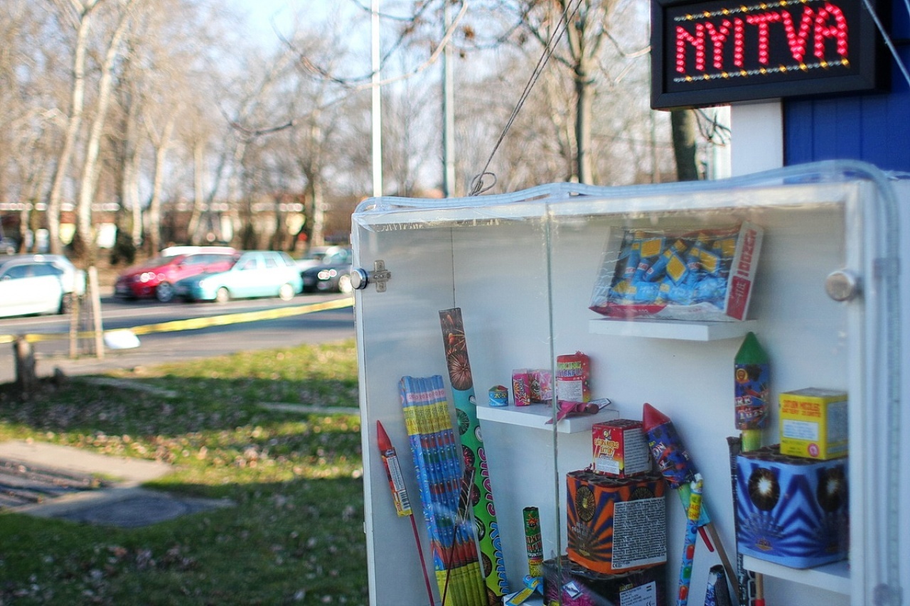 Már kaphatóak a pirotechnikai eszközök