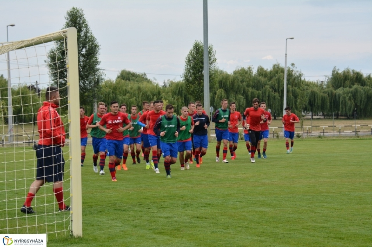A Szpari elkezdi a felkészülést