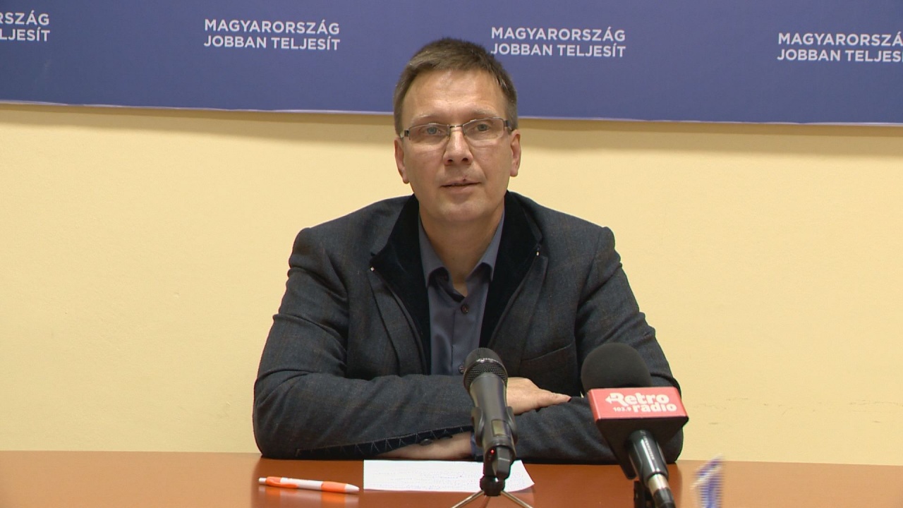 Folytatódik az aláírásgyűjtés