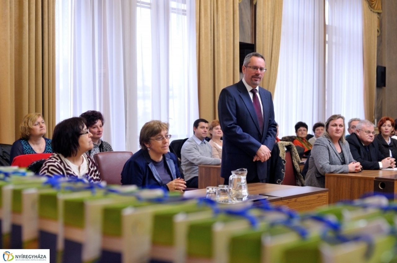 Konferencia az anyanyelvi oktatásért