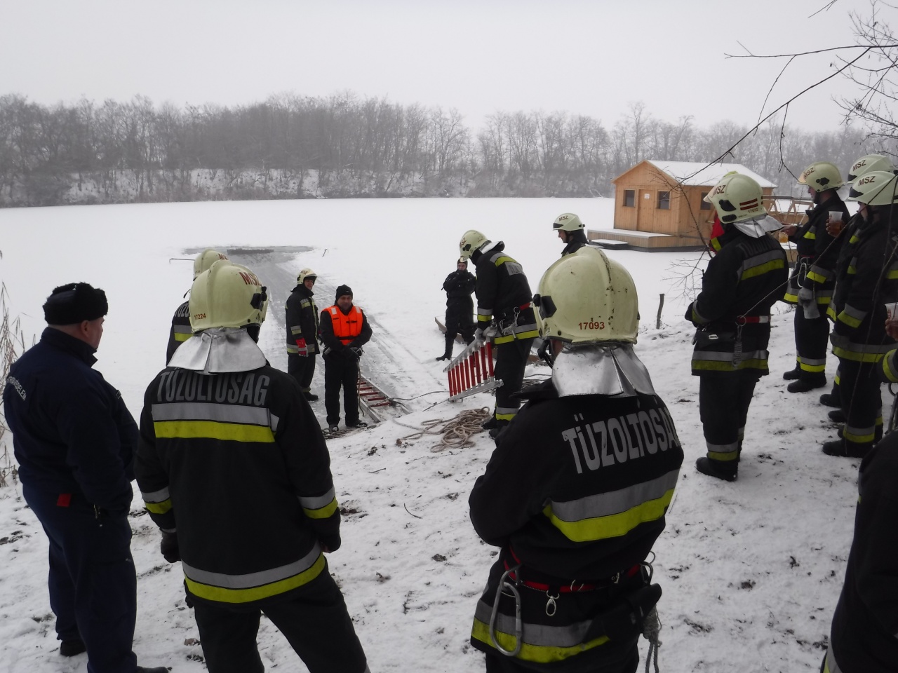 Megyei mentőcsoport is részt vett a gyakorlaton