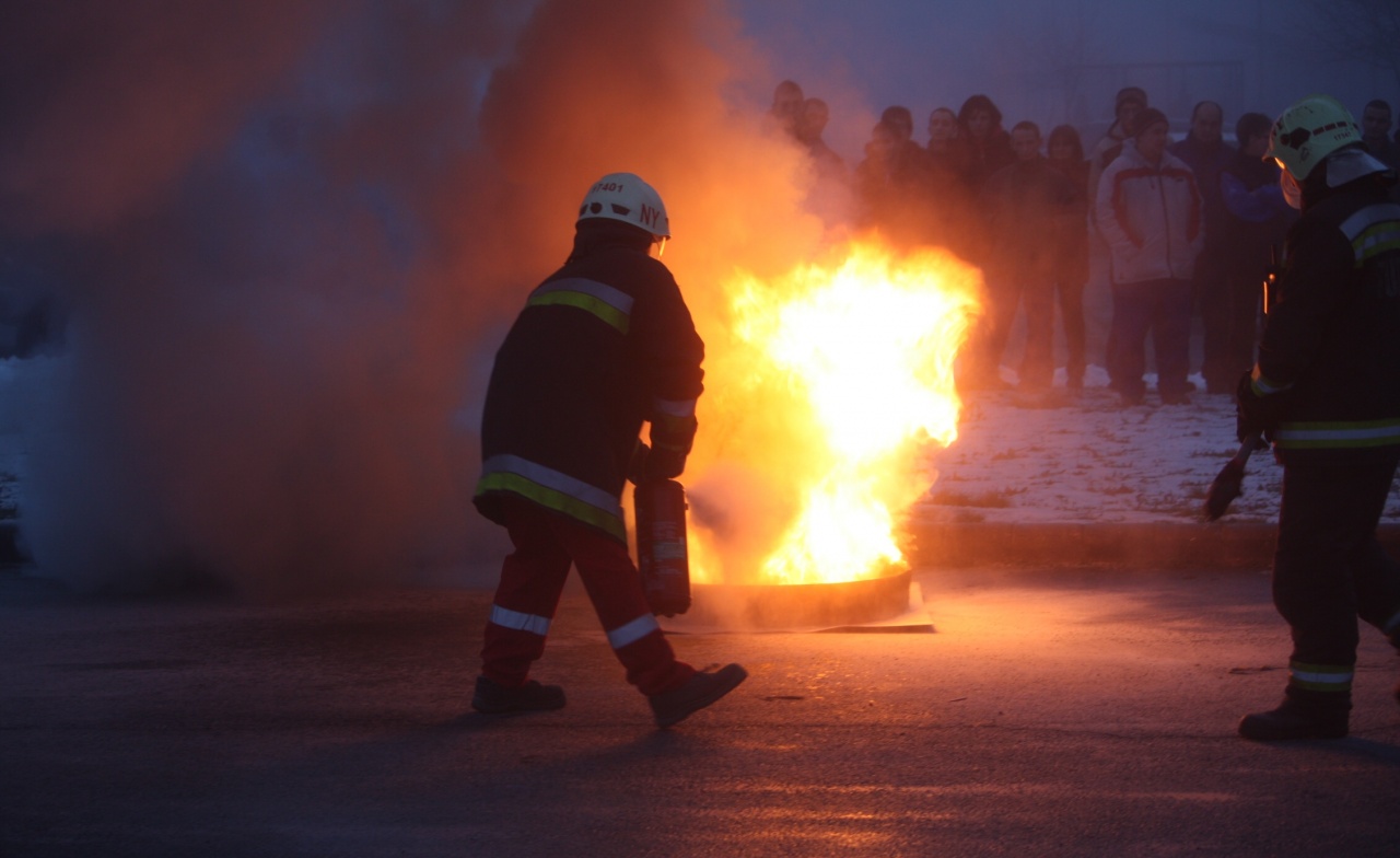 Közös gyakorlaton a nyíregyházi gyárban