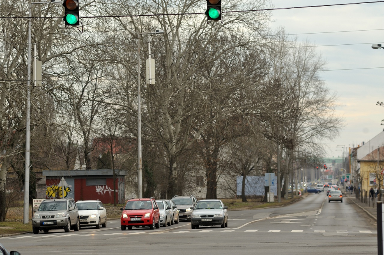 Sínre került közúti fejlesztések