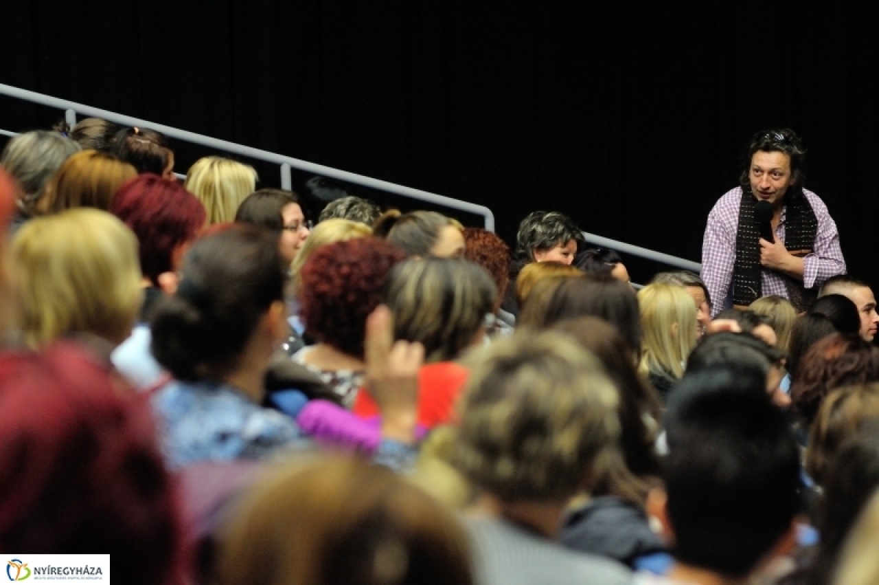 Csernus: Nőjetek fel csajszik!