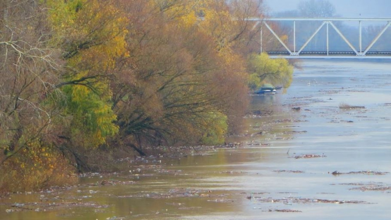 Ár- és belvízre készülnek a megye tűzoltói