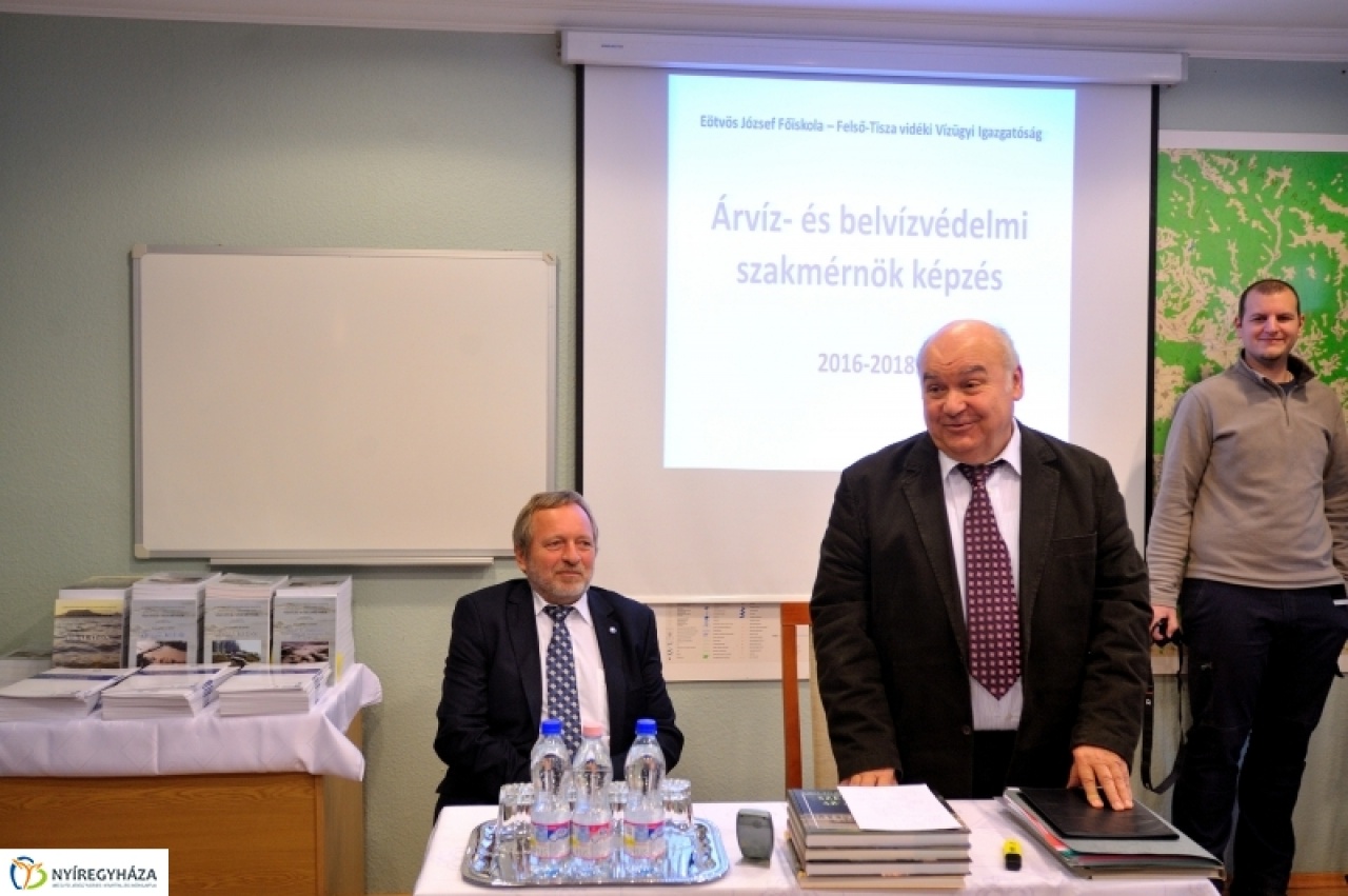 Szakmérnököket képeznek