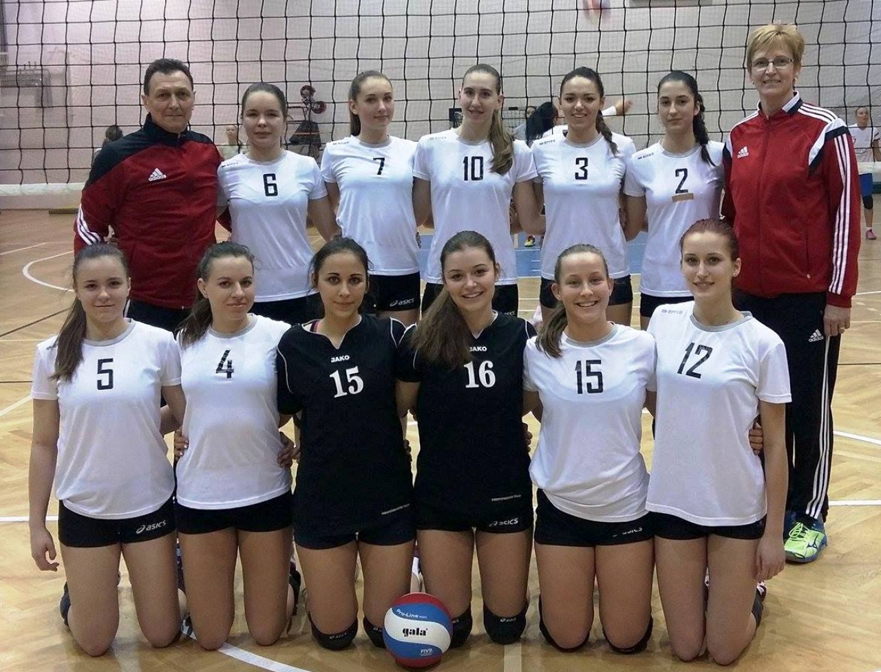 Döntőben a röplabdások