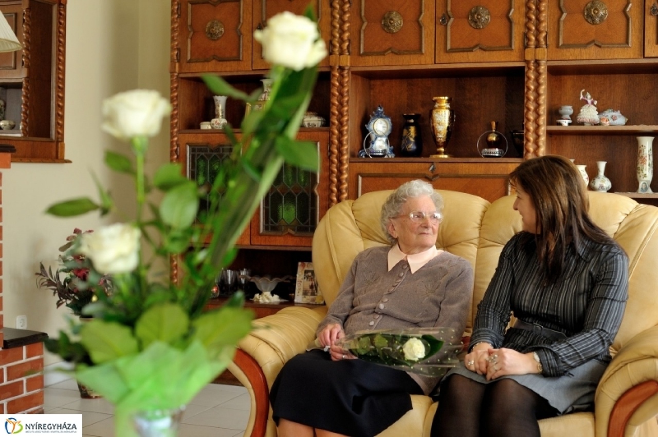 Boldog születésnapot Lulu néni!