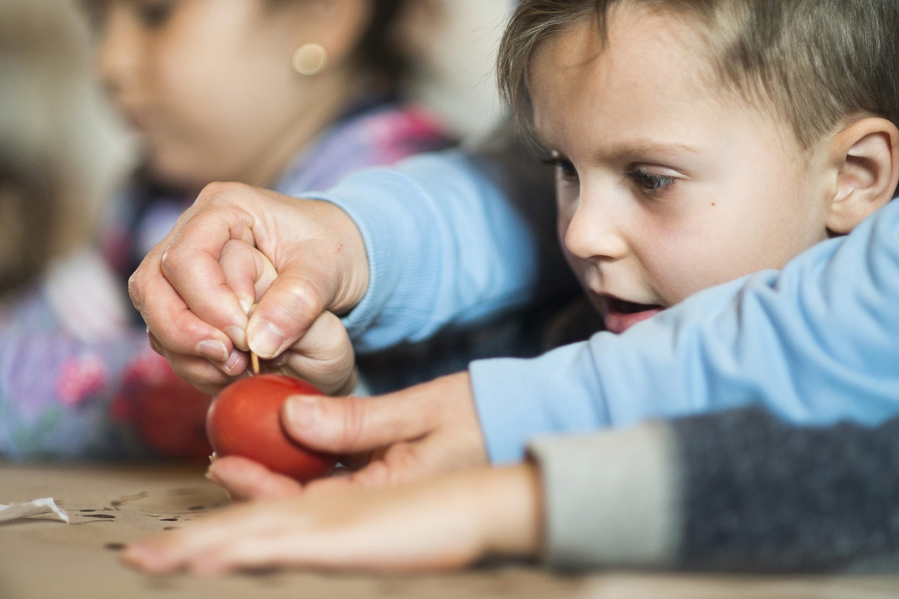 Húsvéti tojásokat készítenek a Sóstói Múzeumfaluban