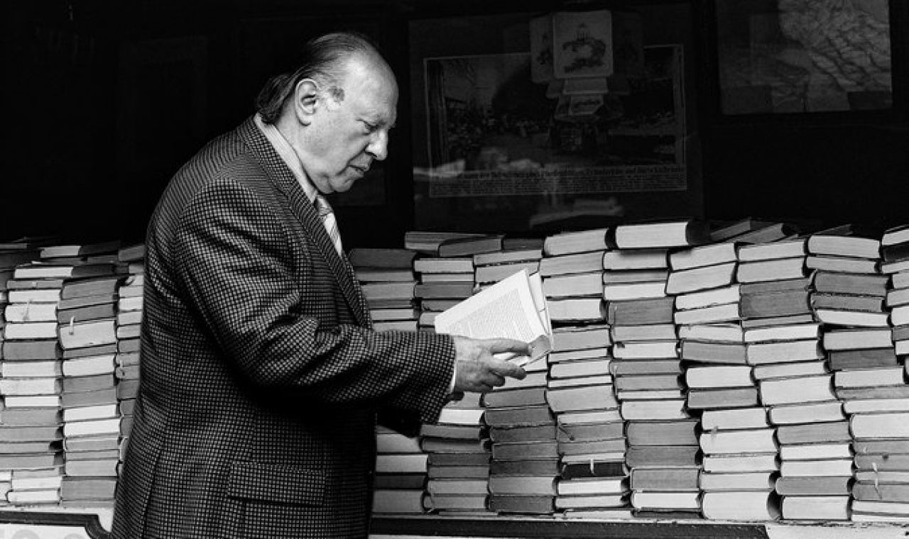 Elhunyt Kertész Imre