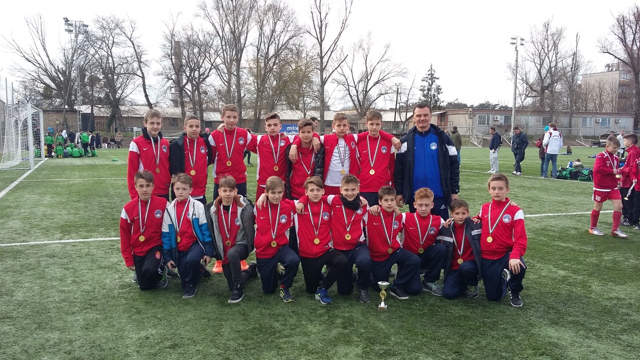 Nemzetközi tornán a Bozsik