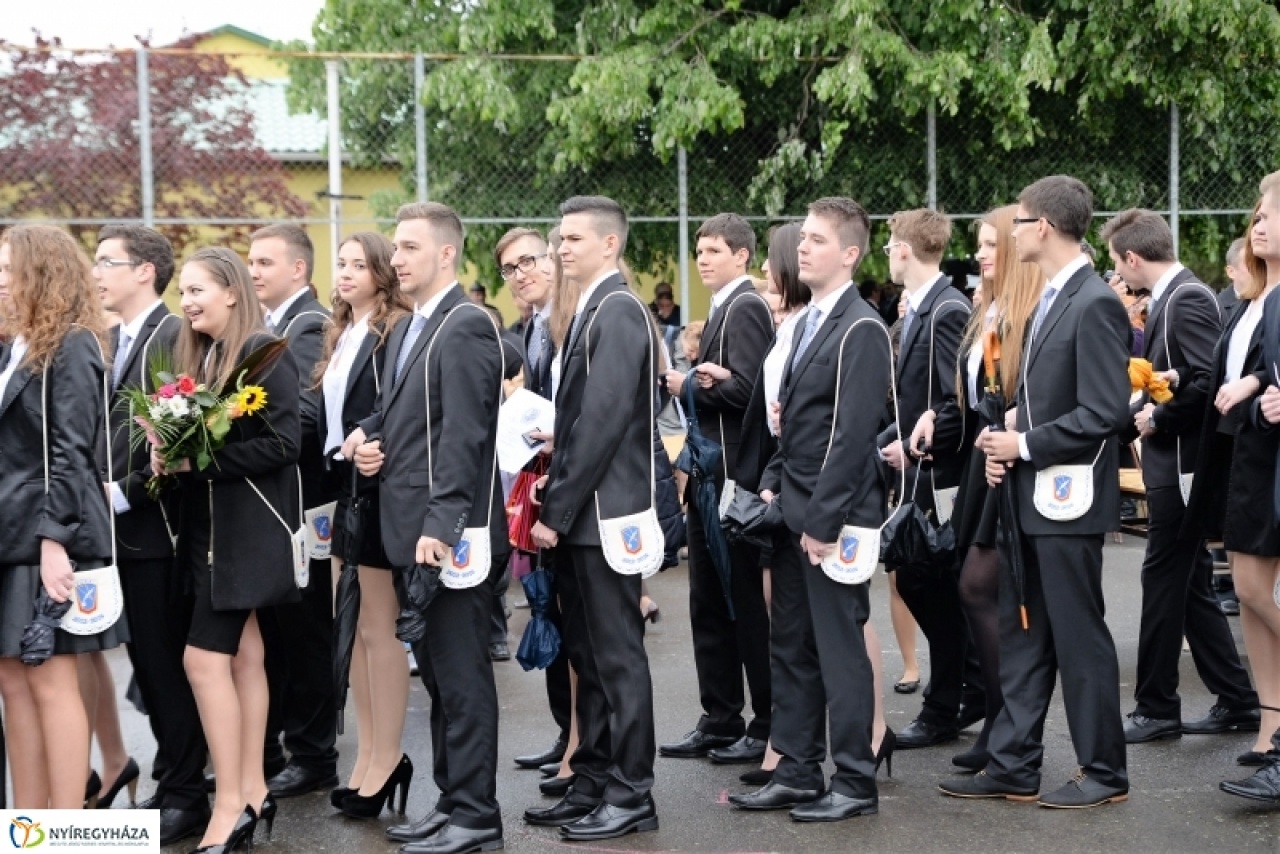 Könnyes búcsú a Krúdytól