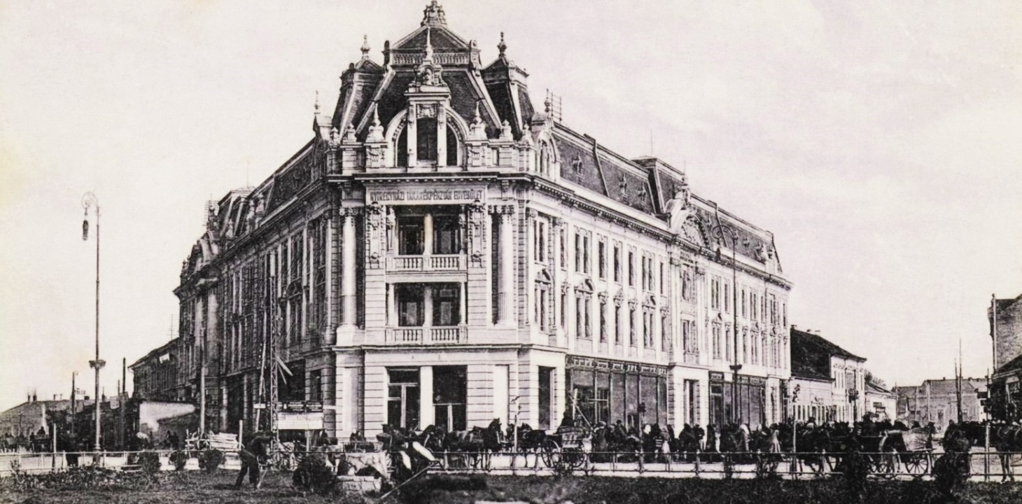 A pénzintézet fellegvára – a Takarékpalota