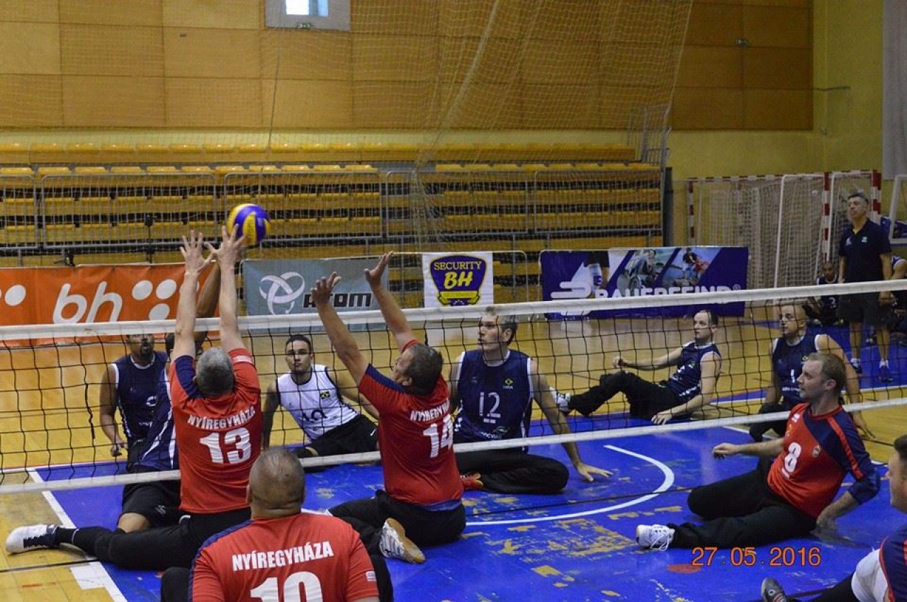 Rangos tornán az ülőröplabdások