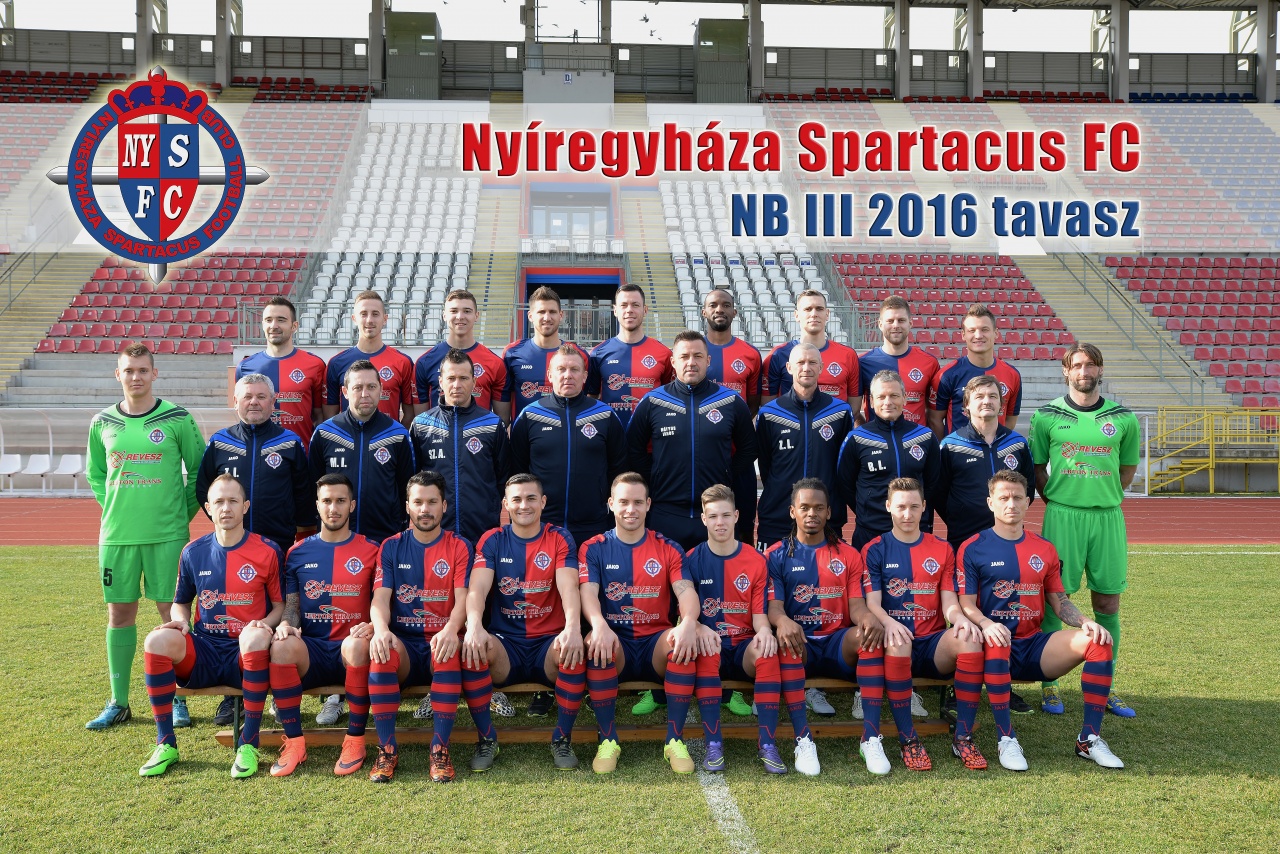 Bajnokavatás a stadionban