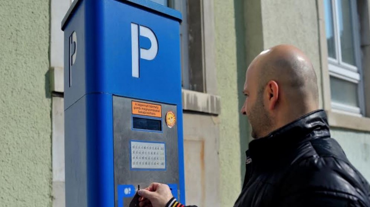 13 felújított parkolóautomata segíti a közlekedőket