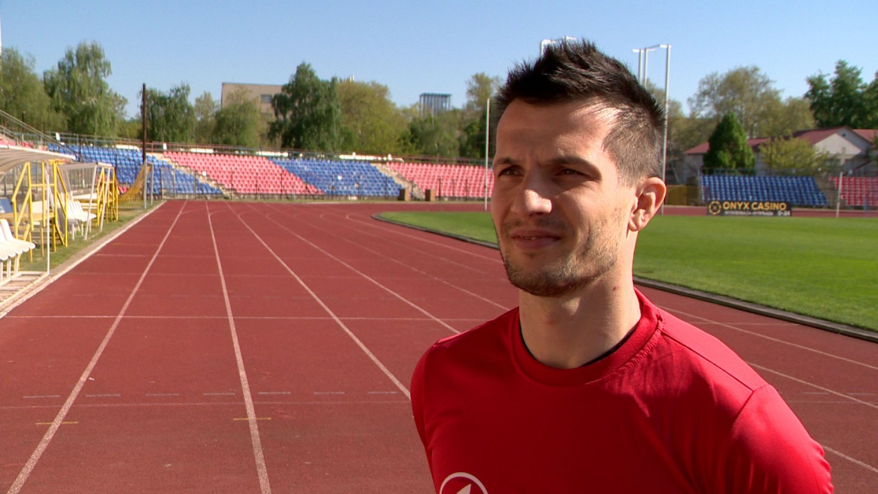 Válogatott csatárt igazolt a Szpari!