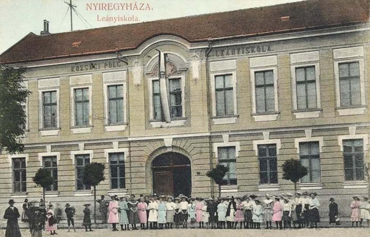 Az igaz magyar honleányok nevelésére emelt épület