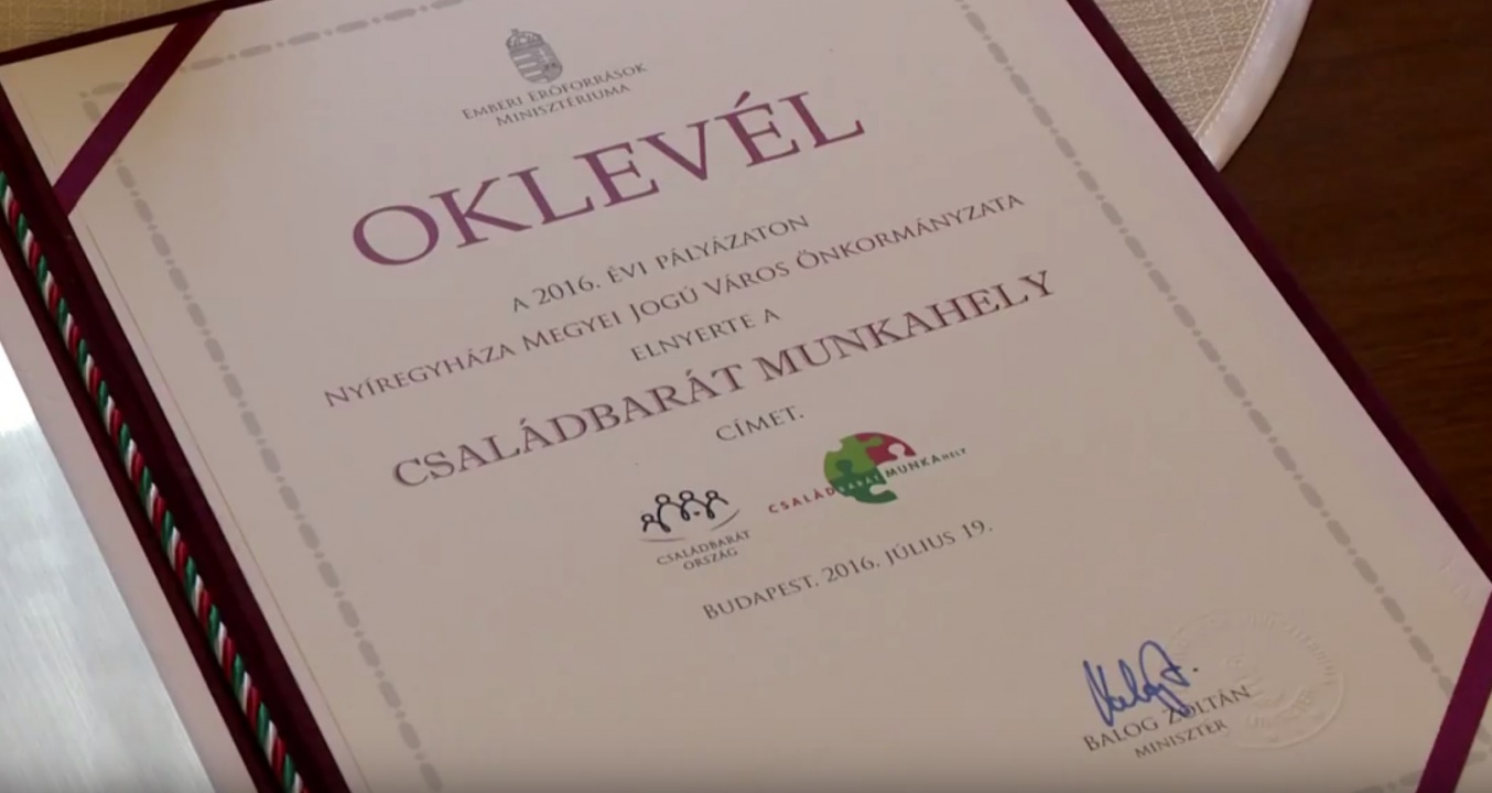 Családbarát munkahely címet kapott a Polgármesteri Hivatal