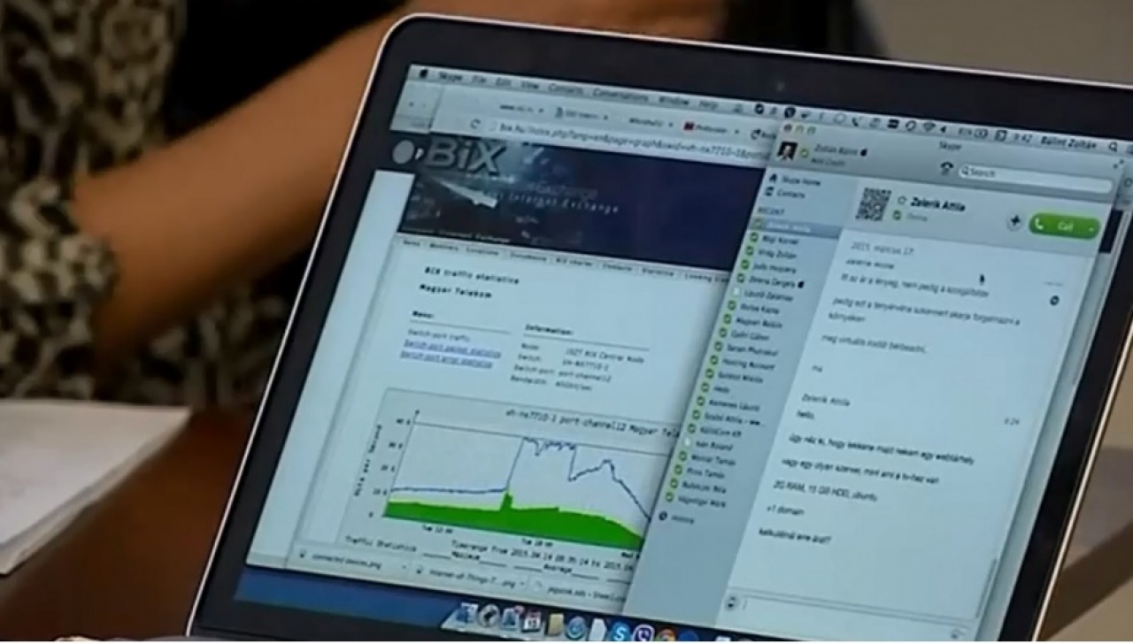 Kiépülő szélessávú internet, digitális tornyok, térfigyelők