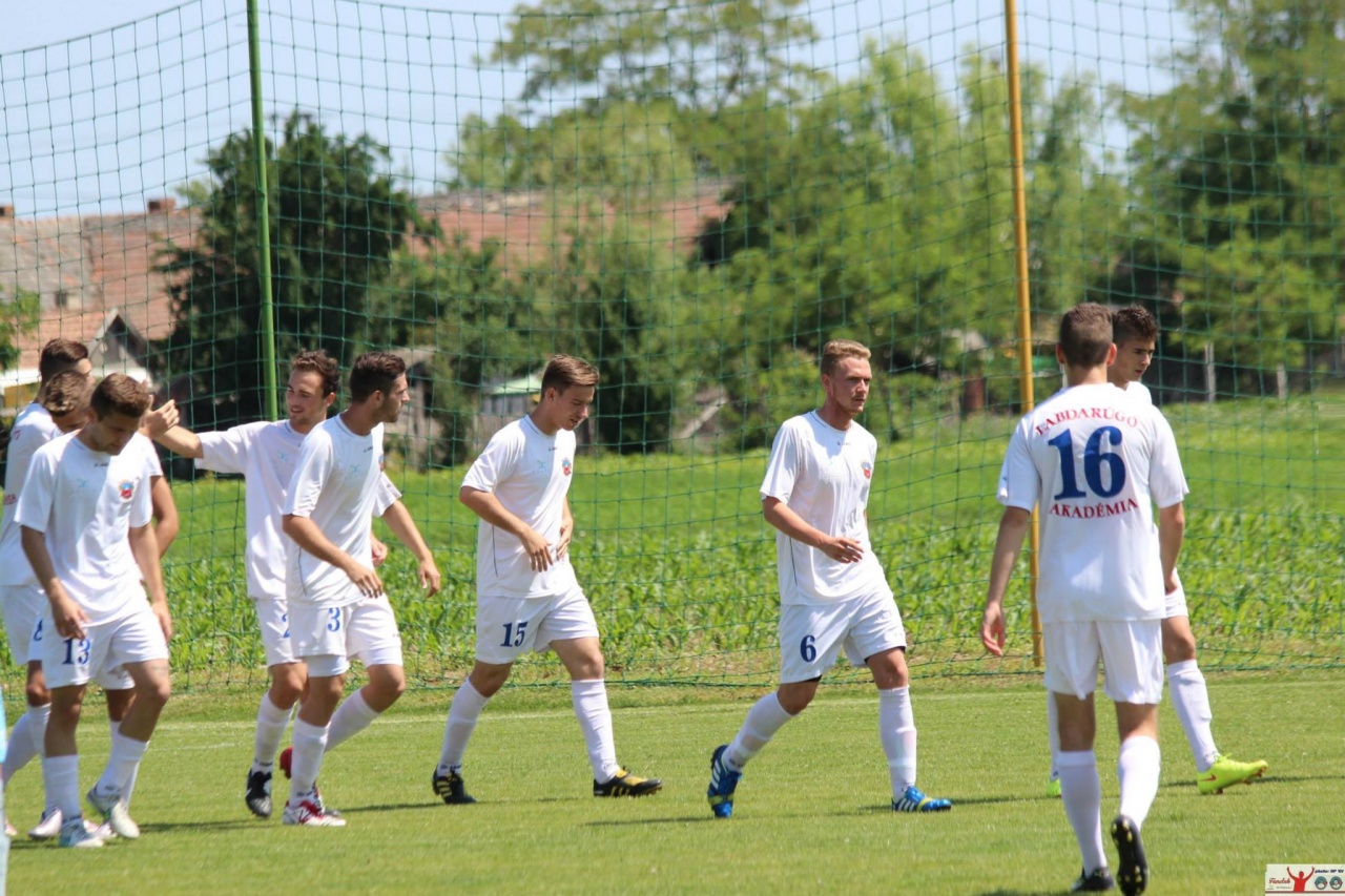 17-et rúgott a Bozsik