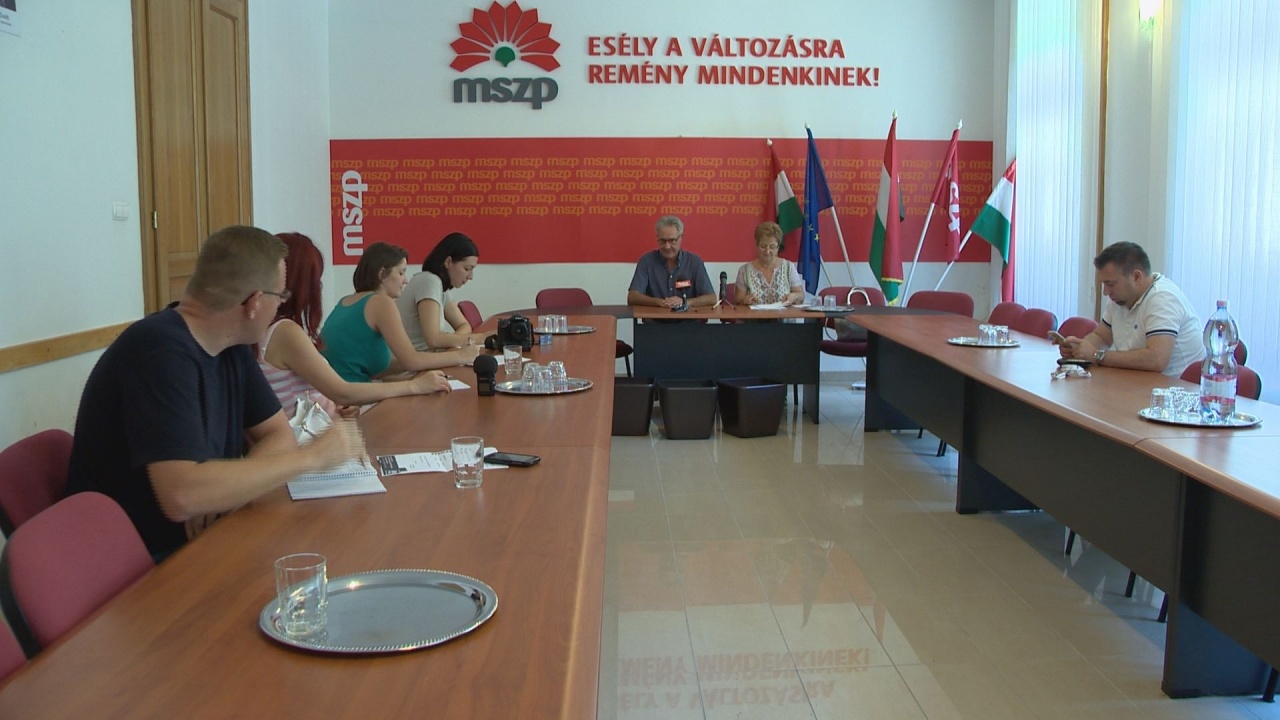 MSZP: nincs tétje a népszavazásnak