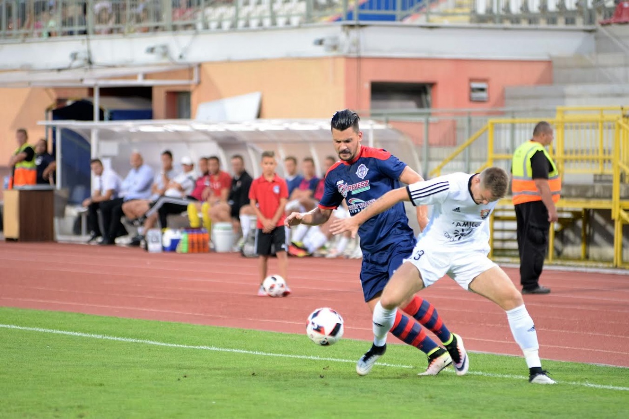 Másodfokú döntés