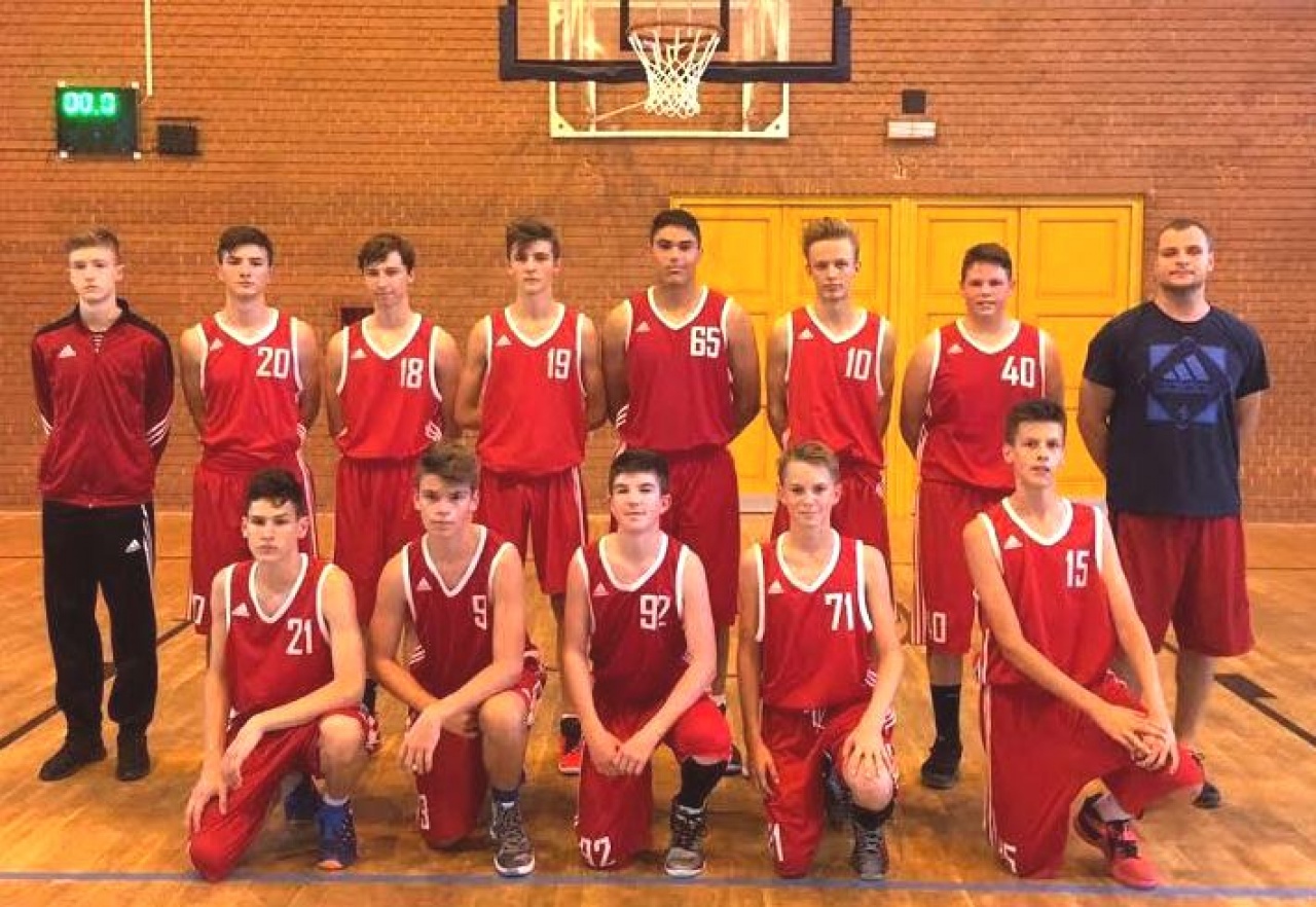 Nyolc között a kosarasok