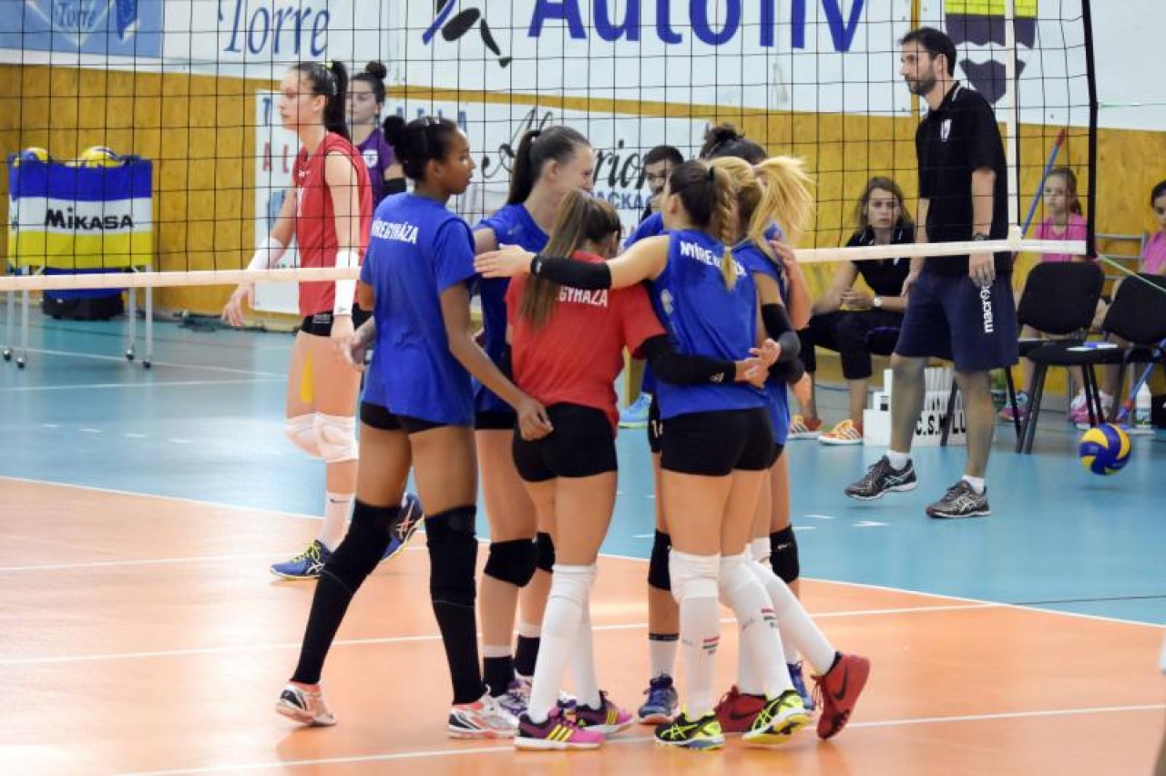 Simán nyerte meccseit a Fatum