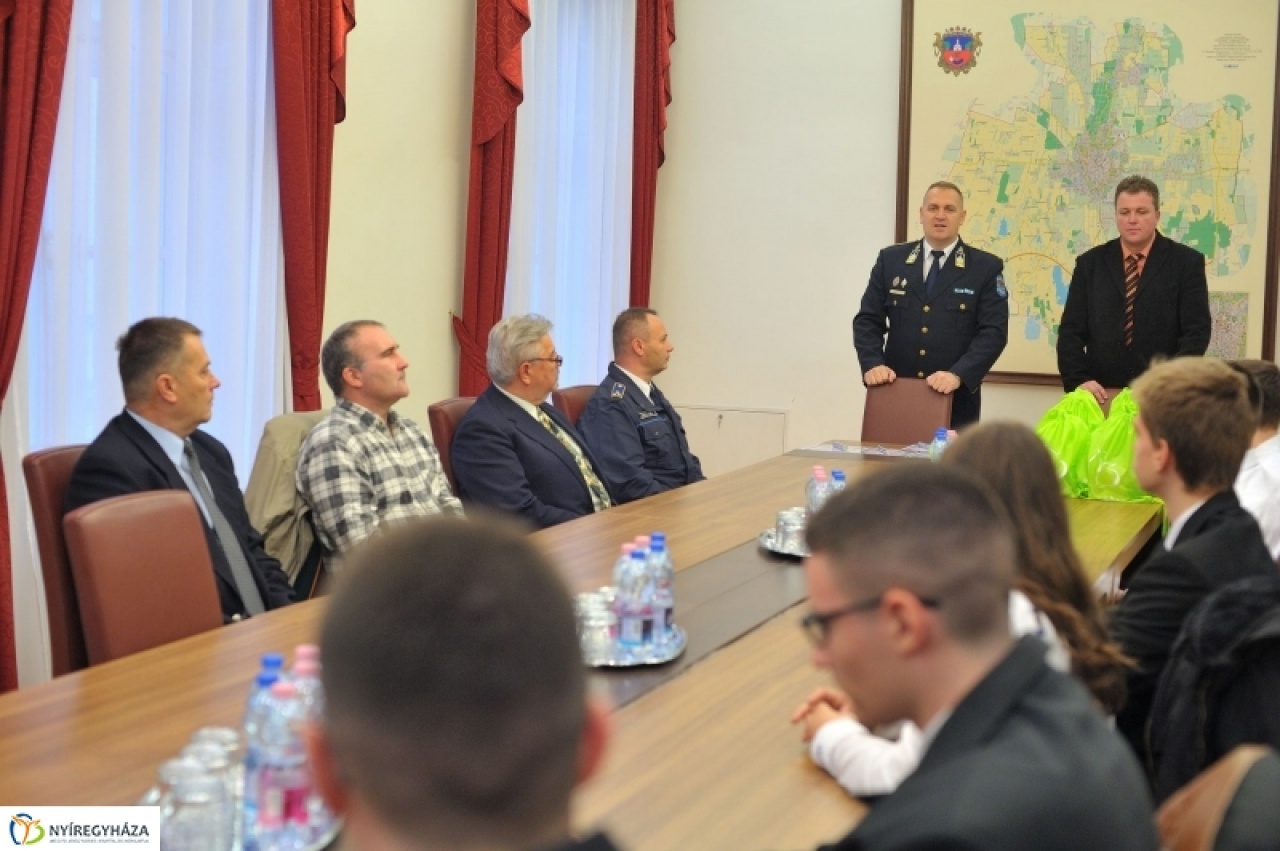 Elismerés a közösségi szolgálatért