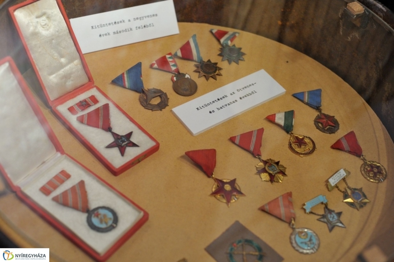 Rendhagyó 1956-os kiállítás a Múzeumban