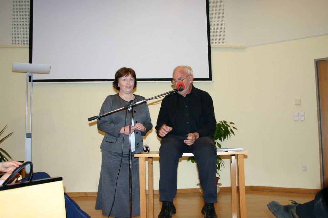 Folyamatos megújulásban a Bessenyei Társaság