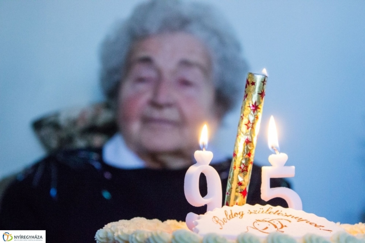 Éva néni 95 éves