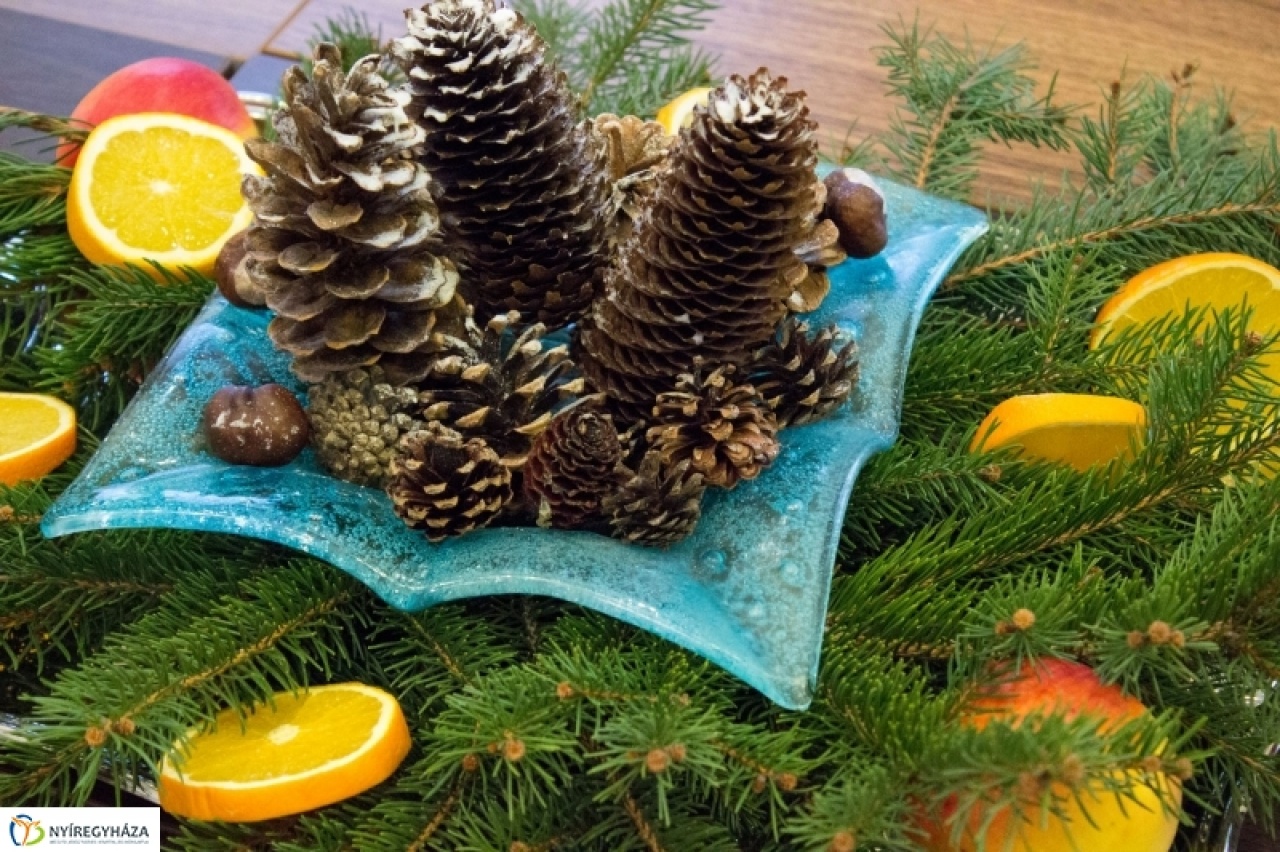 Sosem volt ennyire fényes az advent Nyíregyházán!