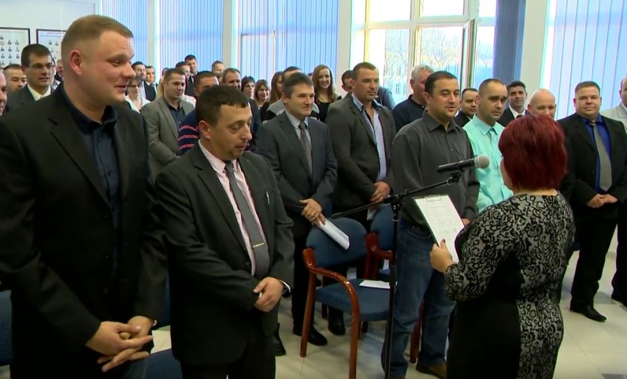 Mesterleveleket adtak át