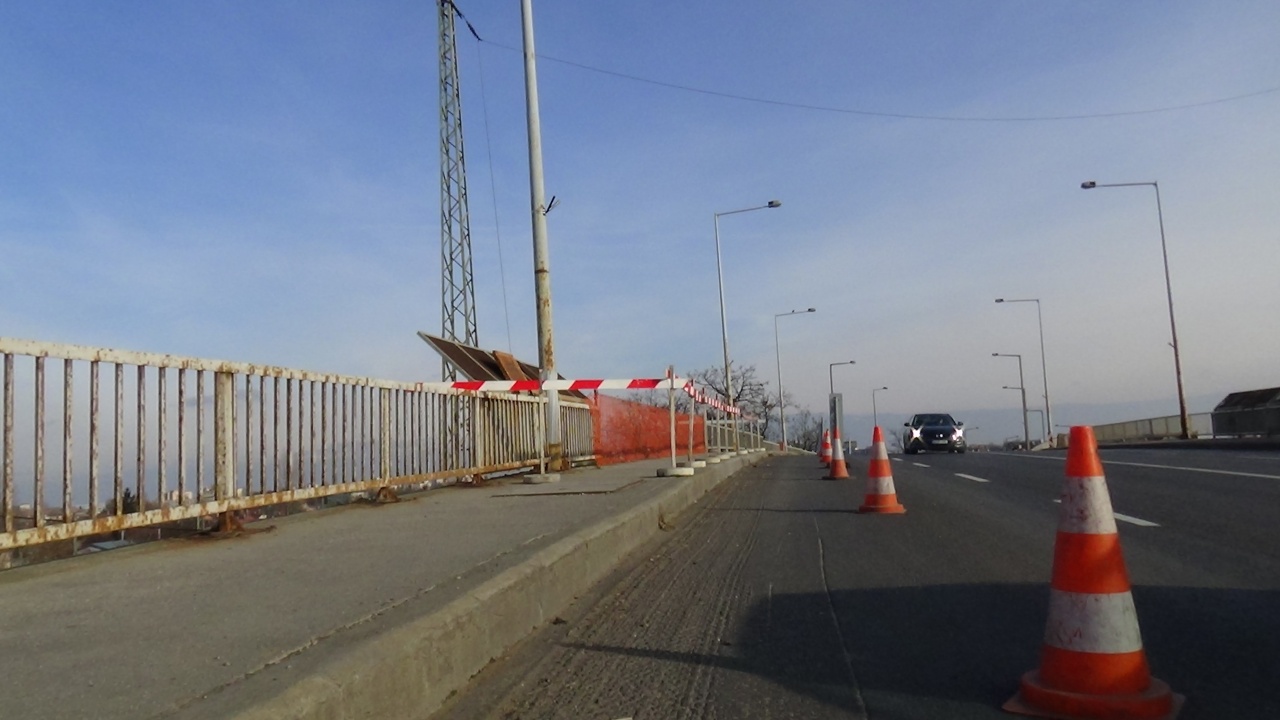 Folyamatban a Tiszavasvári úti felüljáró javítása