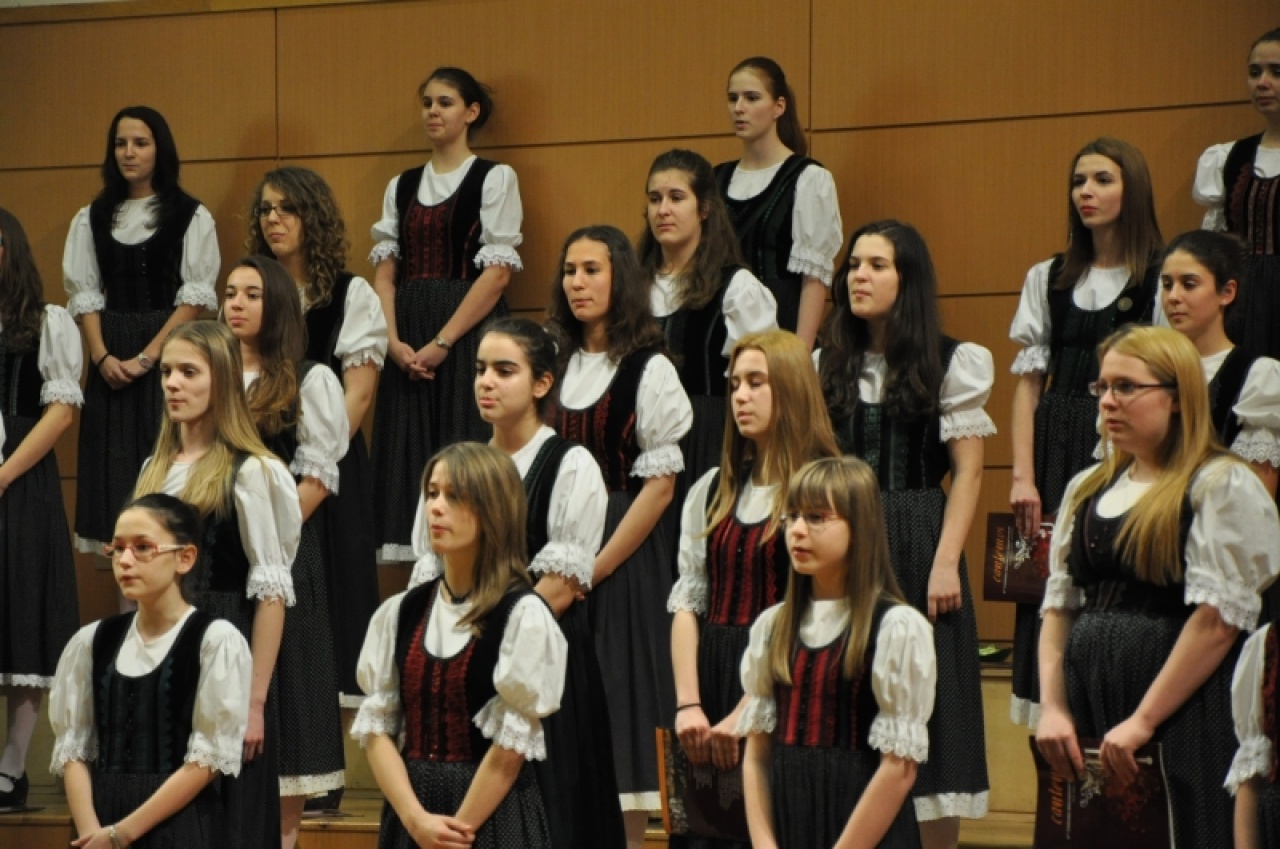 Cantemusszal nyitott a díjátadó