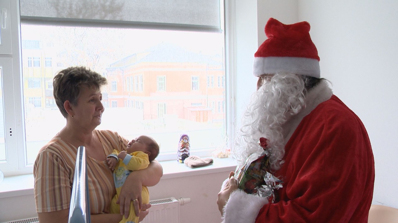 Mikuláscsomag a kis betegeknek