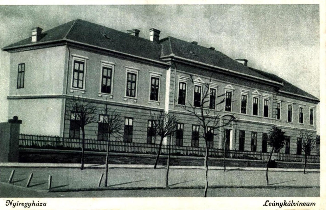 „A nőnevelés ügyének diadalos napja” 