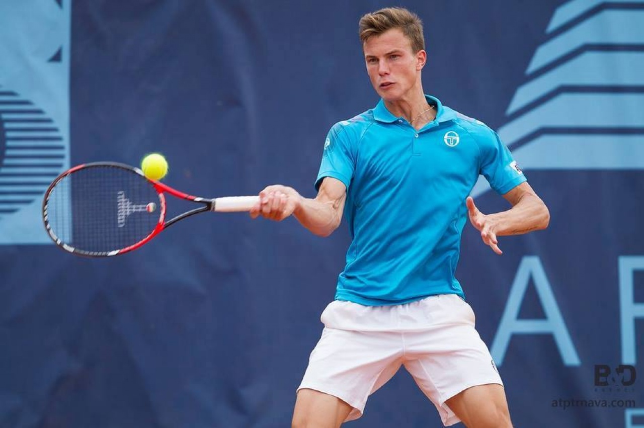 Marci már a nyolc között