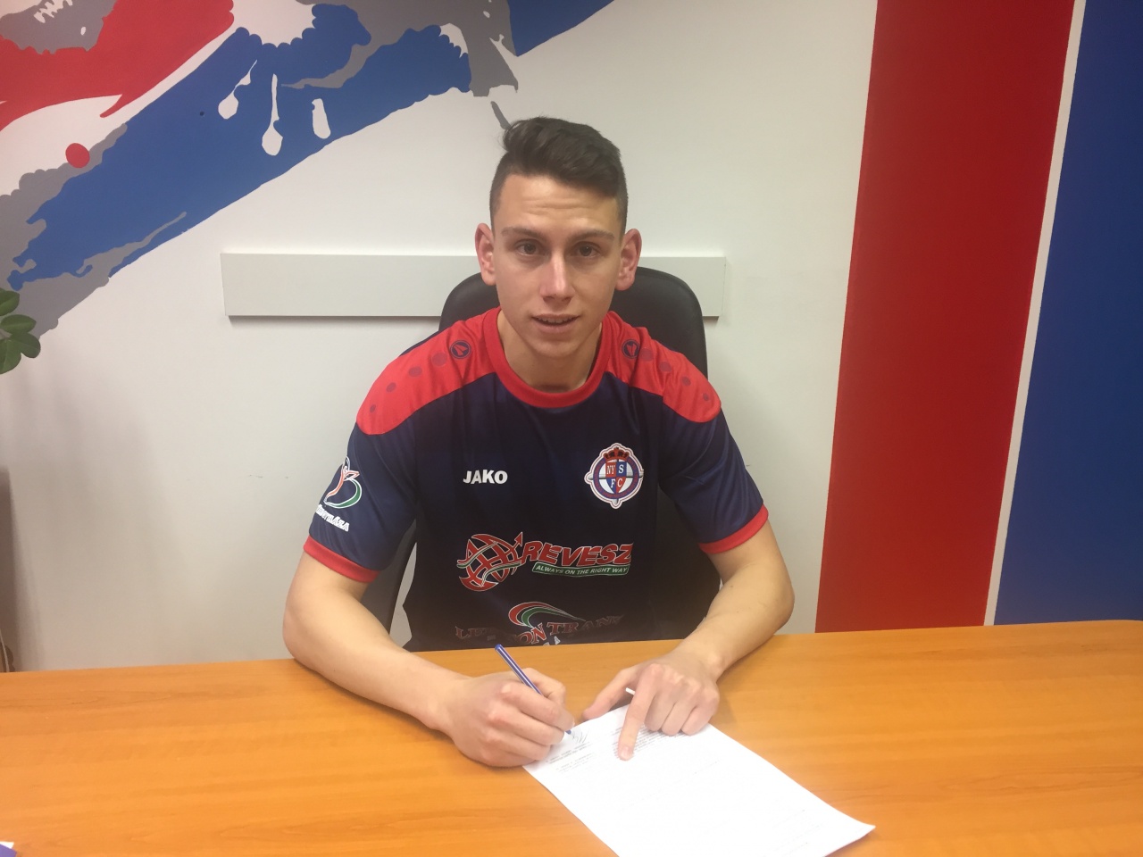 Új arcok a Szparinál