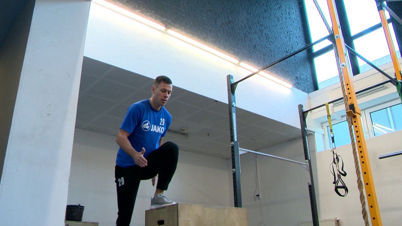 A Szpari Belekben, egy játékos itthon