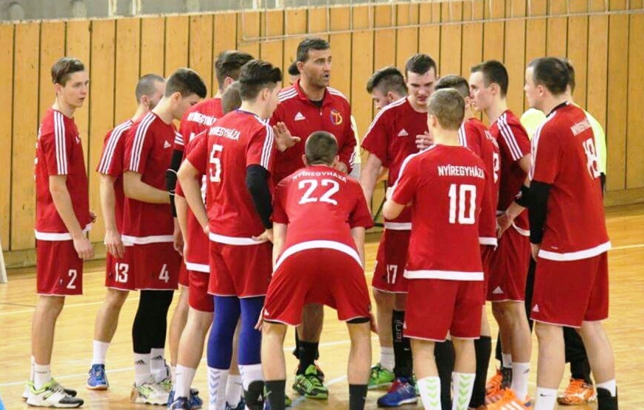 Nagyobb szerep a fiataloknak