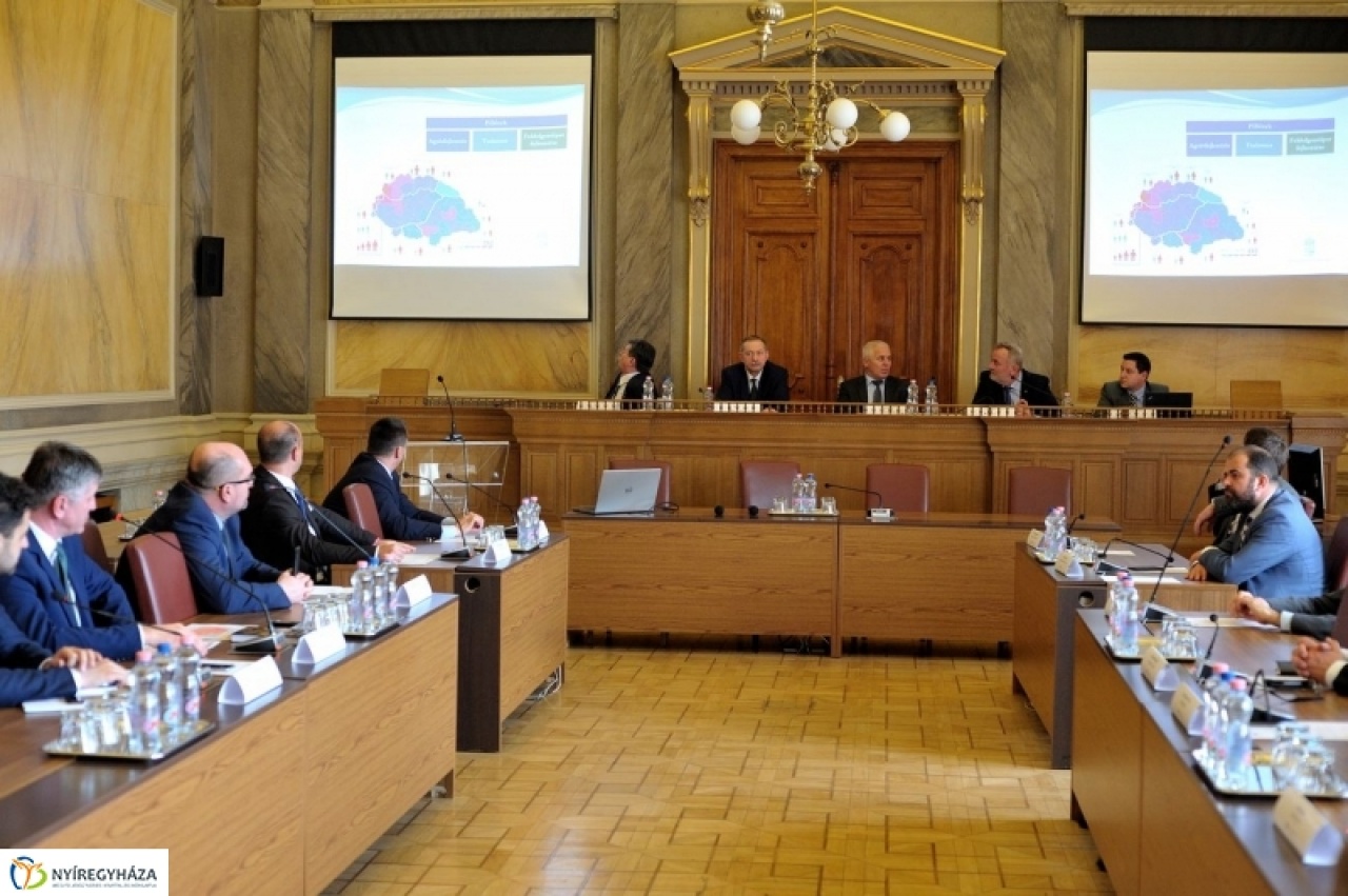 Nyíregyházán ülésezett a Nemzeti Összetartozás Bizottsága